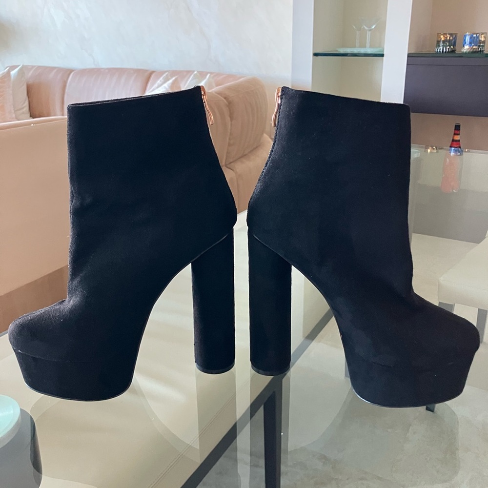 Nasty Gal Black Heeled Boots with Gold Zipper